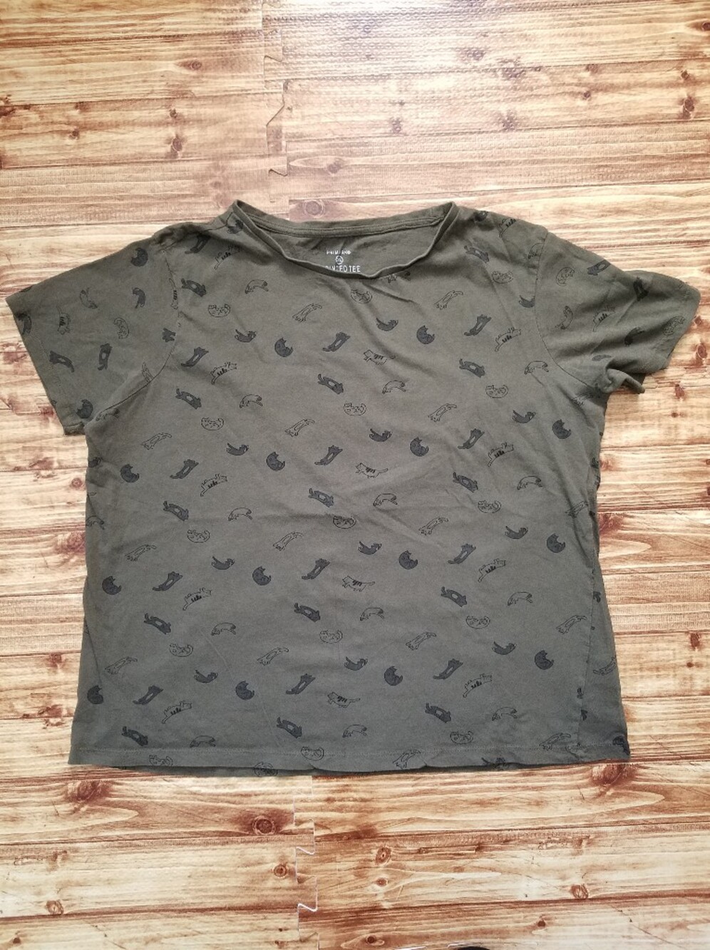 Primark Dark Green Cat Graphic Printed Shirt Women's XL (14/16)